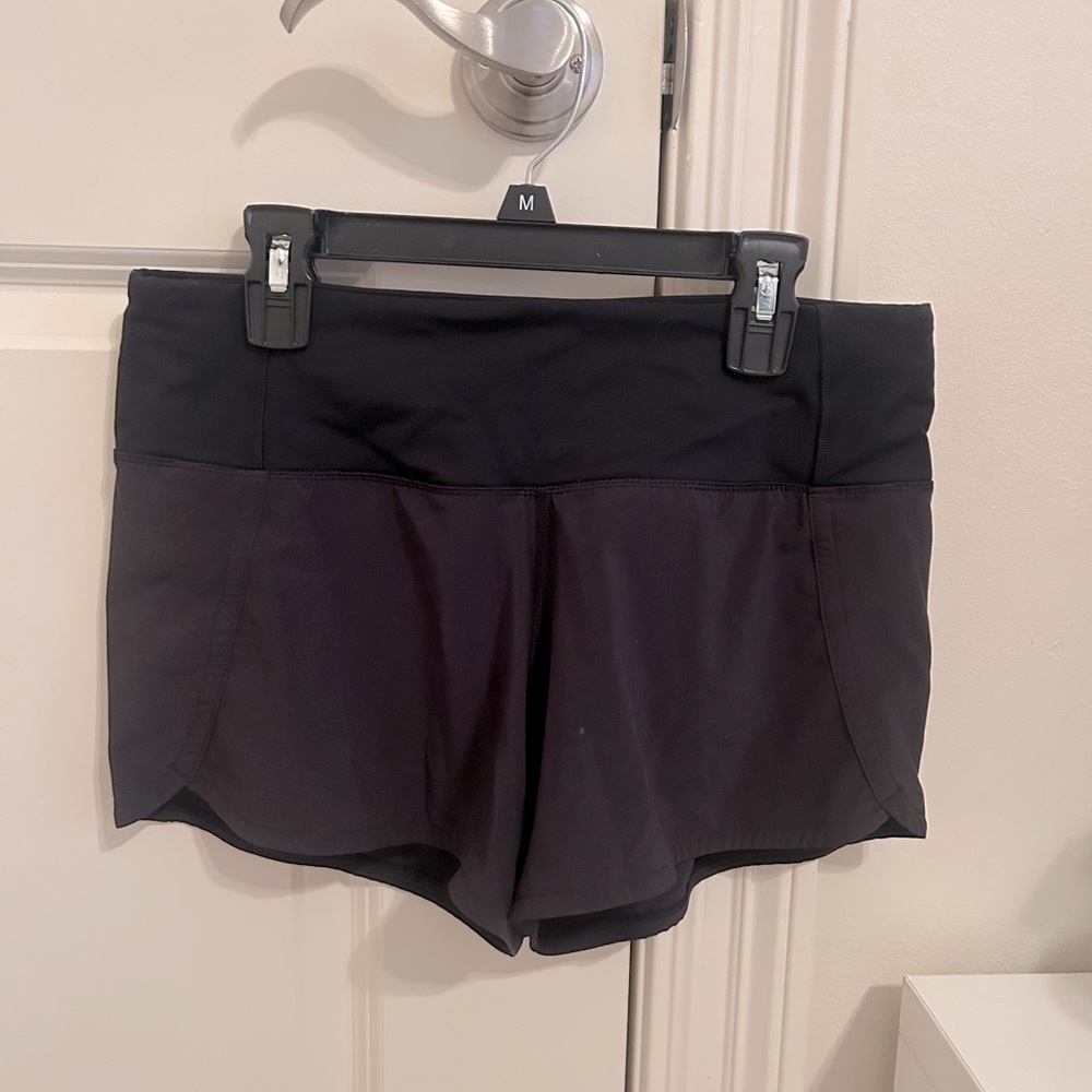 Lululemon Run Times Short II size 4
